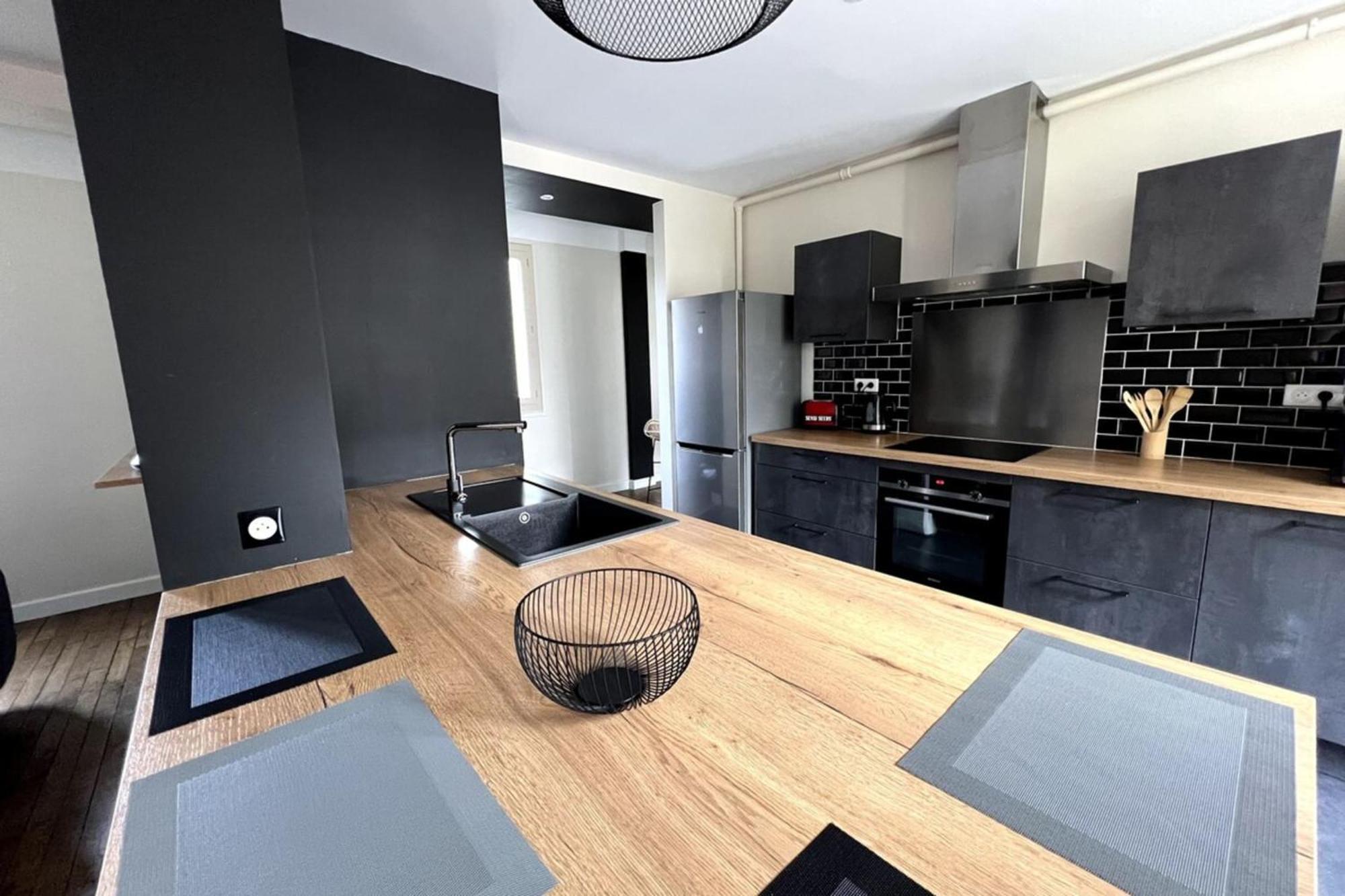 Casa Brune - T3 En Centre Ville - Proche Gare 브리브라가야르드 외부 사진