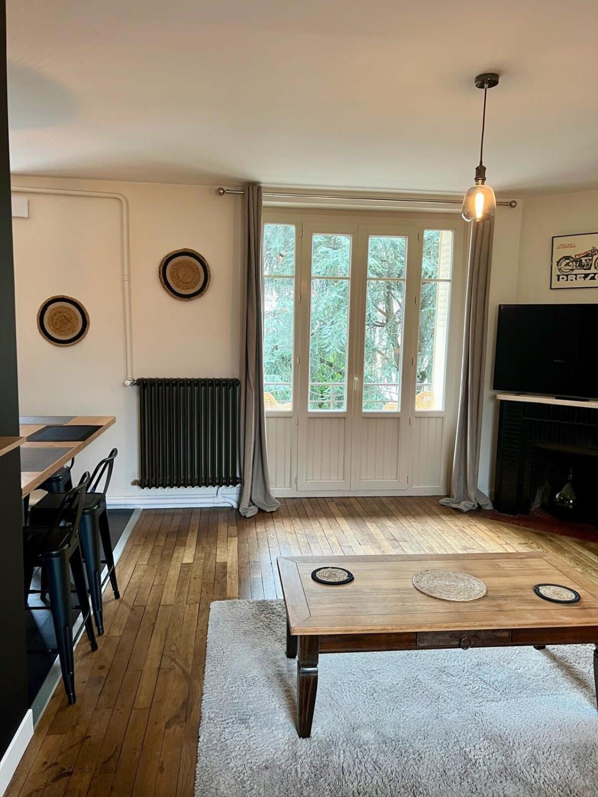 Casa Brune - T3 En Centre Ville - Proche Gare 브리브라가야르드 외부 사진
